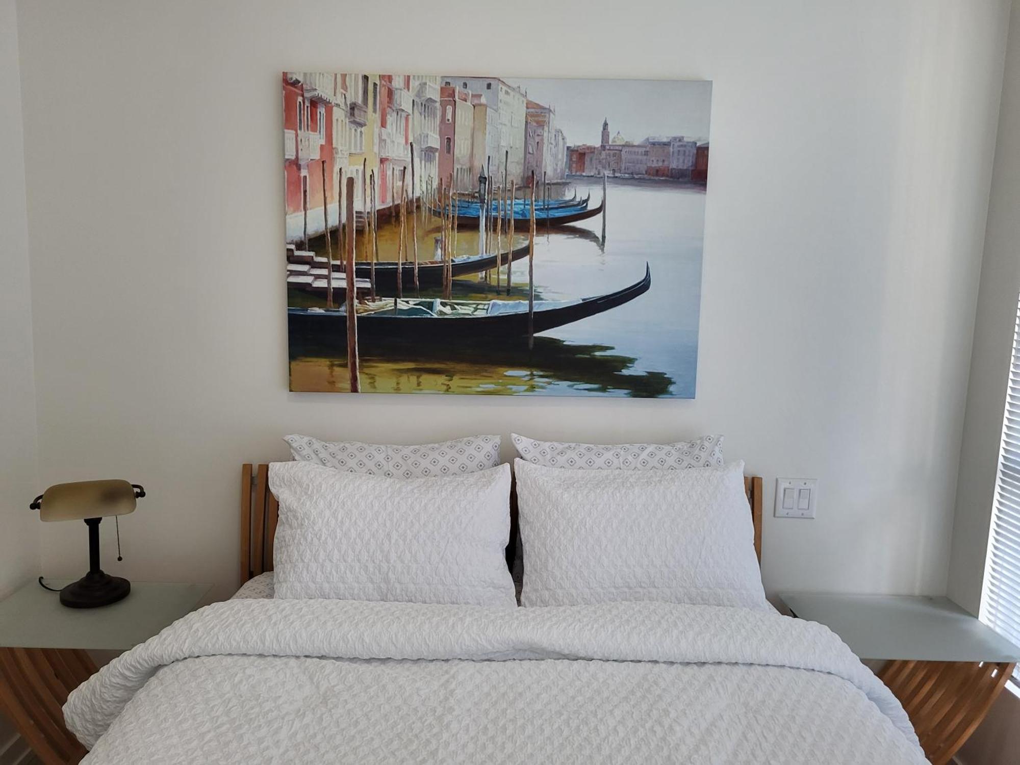 Your Perfect Escape - Modern Landmark Condo In Downtown Calgary - Free Parking- Premium Location Extérieur photo